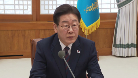 이 대통령, '조폭 연루설' 보도 언론에 "흉기보다 무서워"…'거래설' 겨냥?