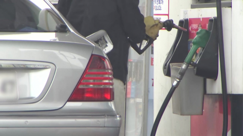 '최고가격제'에 기름값 내림세…휘발유 평균 1,842원