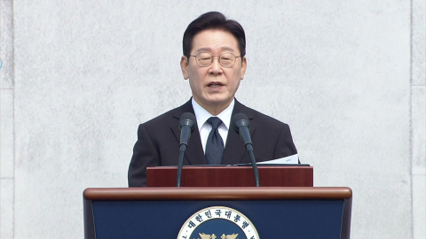 이 대통령, 3·15 기념식 현직 첫 참석…"나라 일으켜 세울 사표"