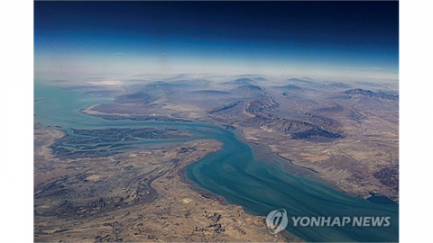 "호르무즈 확보하려면 해병대 상륙 해안 장악 필요"