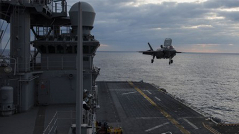 주일 미군 중동 파견에 오키나와 주민 반대 집회..."전쟁 말라"