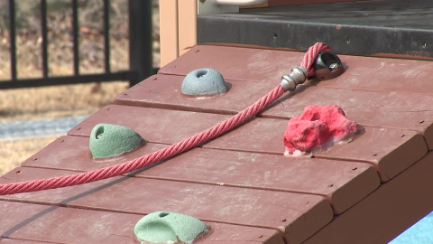 놀이터 \'소총탄\' 날벼락…육군, 사격훈련 전면 중단