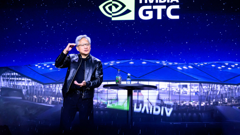 엔비디아 젠슨 황, '순환 거래' 우려 일축..."성공할 것으로 믿는 회사에 지원"