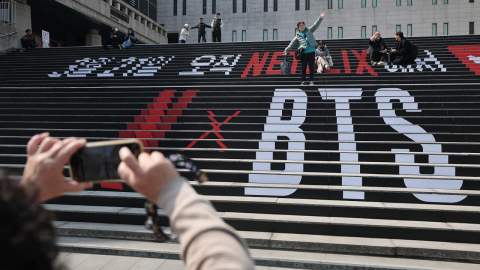 BTS 광화문 공연 앞두고…정부, 서울 도심 테러경보 상향 조정