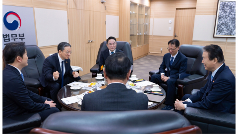 법무부, '교정공무원 국립묘지 안장' 추진..."예우 확대돼야"