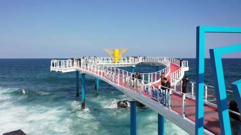 기차에서 내려 15분이면 바다…‘도보 여행지' 묵호 뜬다