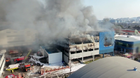 "화재 초기 충분한 물 못 뿌려…" 나트륨 폭발 우려