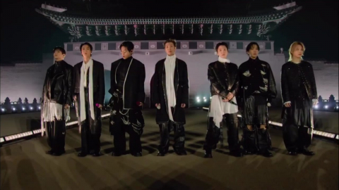 광화문 '왕의 귀환'…"분위기 좋아서 '업'됐어요"