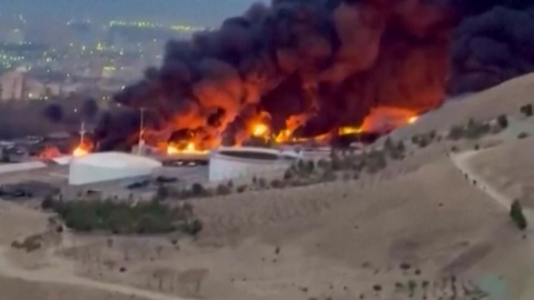 '48시간 최후통첩'에 이란 '맞불'…"적대 선박 아니면 개방"