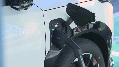 기름값 무서워 '전기차'로…제주 보조금 신청 폭증