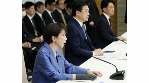 일본 석유난에 공장·온천 운영도 차질...버스도 연료 공급 불안