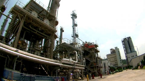석화 공장 셧다운에…정부 "이번 주 나프타 수출 제한"