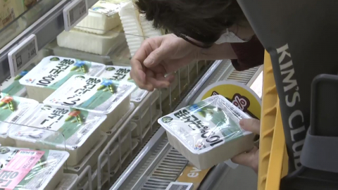 두부도 라면도 포장재 재고 '아슬아슬'…봉투 사재기까지