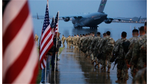 "미 최정예 82공수사단 선발대 1천 명 중동투입 승인"