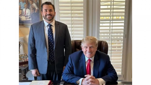 트럼프, 관광특사에 '여성·이슬람 혐오' 우파 인플루언서 임명