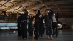 BTS, 복귀 직후 1위...홍보영상 '흑인 표현' 논란