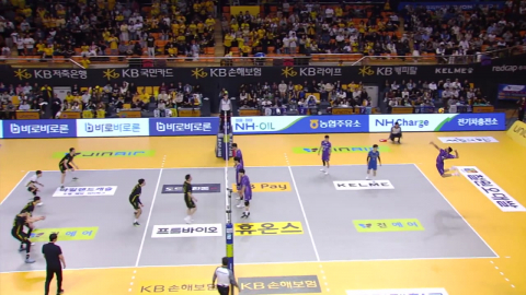 '서브 득점 7대 1' 우리카드, KB손보 꺾고 PO 진출