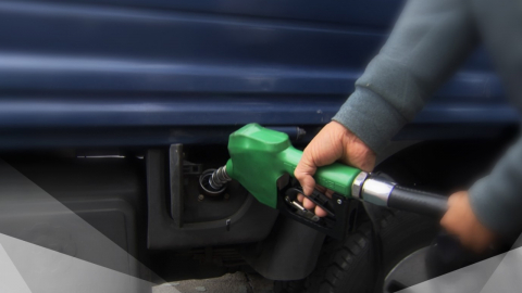 기름값 상승에 일감까지 줄어드나…화물차 이중고