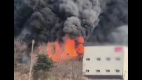 용인 백암면 물류창고에서 불…대응 1단계 발령