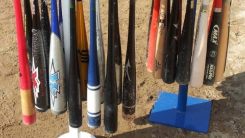 "맞으면 잘하더라" 배트로 야구클럽 중학생 선수들 폭행한 감독