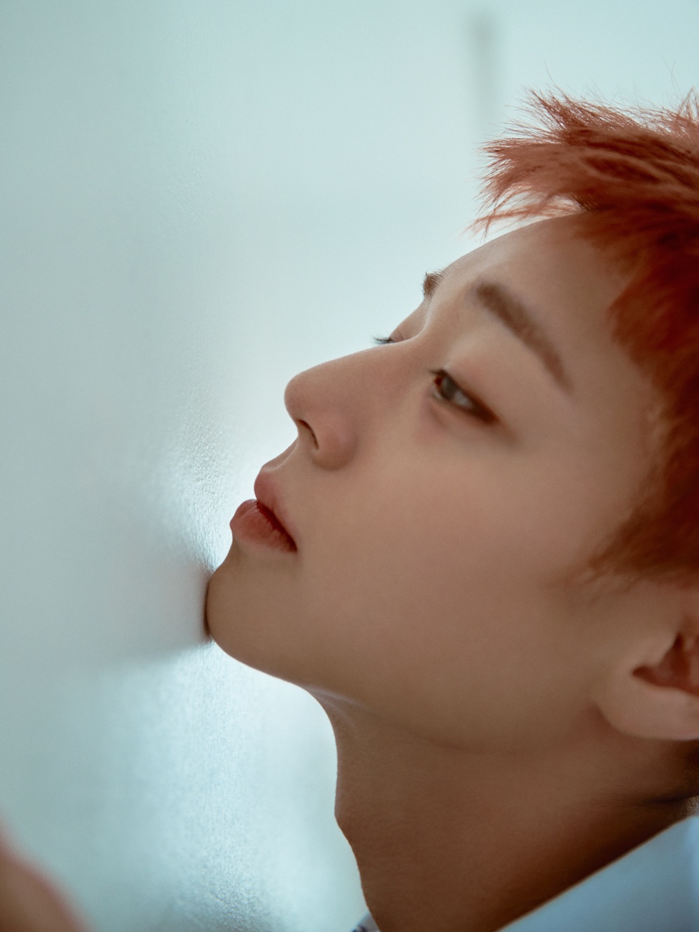 박지훈, 미소년 비주얼에 성숙미 한 스푼…첫 싱글 'RE:FLECT' 기대감 증폭