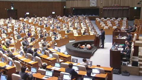 26.2조 원 추경 국회로…'대북송금 녹취' 추가 폭로전