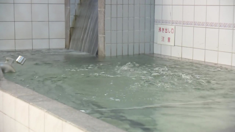 기름길 막히자…목욕탕 '비명', 의료장갑 '껑충'