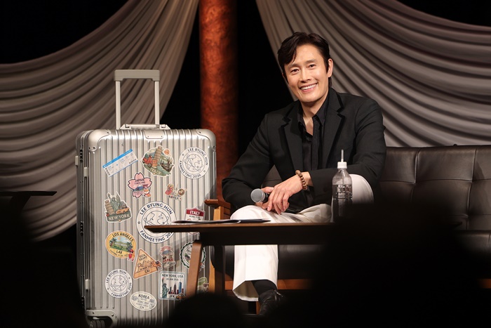 이병헌, 3년 만의 일본 팬미팅 성료…글로벌 발자취 총망라