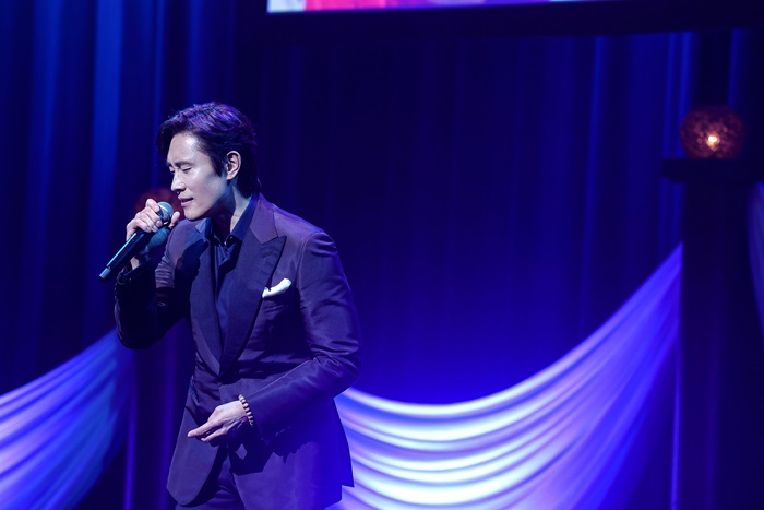 이병헌, 3년 만의 일본 팬미팅 성료…글로벌 발자취 총망라