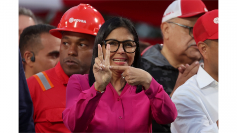 미국, '트럼프에 협조' 베네수엘라 임시 대통령 제재 해제