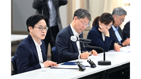 산업장관 "나프타, 일상 떠받치는 핵심원료…흔들림 없는 공급망 구축 총력"