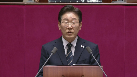 [현장영상+] 이 대통령 "비상 상황에는 그야말로 비상한 대책 필요"