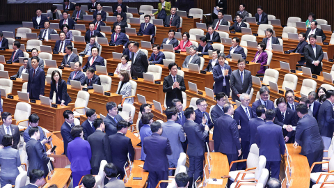 민주 "위기에 즉각 행동...빚 없는 추경 신속 처리해야"