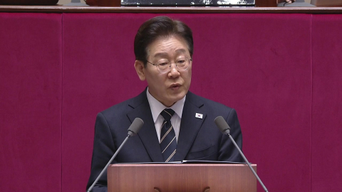 이 대통령 "현 위기는 소나기 아닌 폭풍우"…'위기' 28번 언급