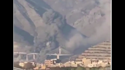 트럼프 "이란 최대 교량 무너져…너무 늦기 전에 합의해야"