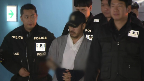 [속보] 경찰, 박왕열 구속 송치…"범행 규모 130억 원대"