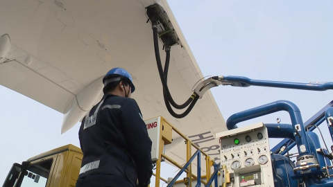 유류할증료 '3배 껑충'…항공기 이용객 '걱정'