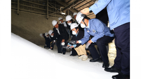 농식품부 "7월까지 비료 안정 공급 가능"...송미령 장관 '현장 점검'