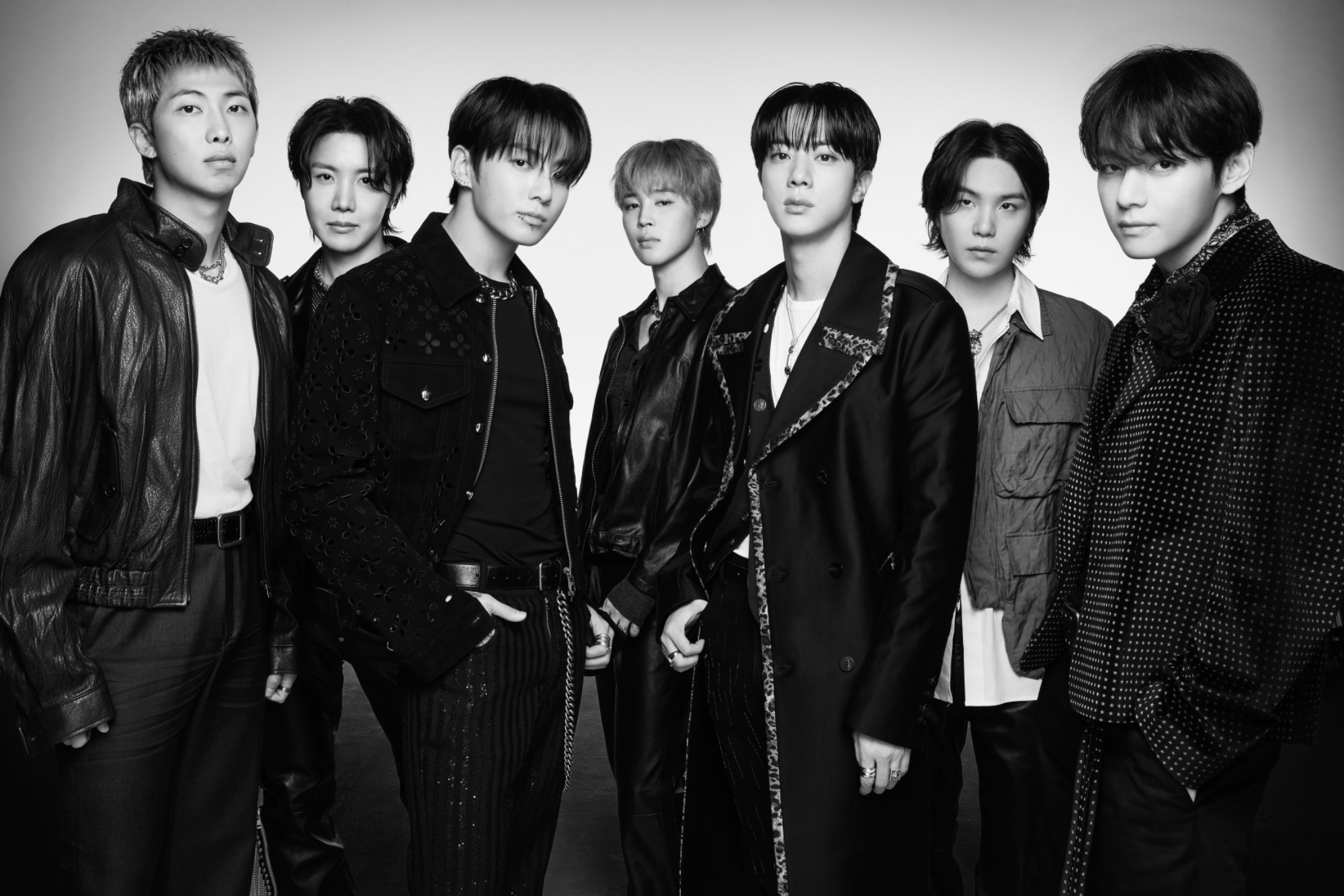 BTS '아리랑', 미 빌보드 200 2주 연속 1위…"한국 가수 최초"