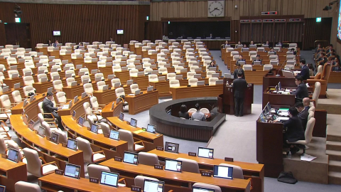 "중국 추경" 주장한 국민의힘…민주 "내홍 가리기"