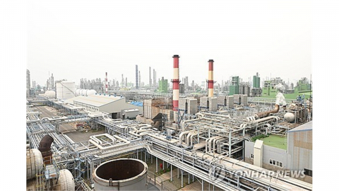 일본 화학기업, 나프타 원료 제품 가격 인상 잇따라