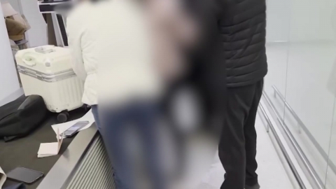 "노년층 여행가방 속 은 알갱이"…은값 뛰자 밀수도 활활