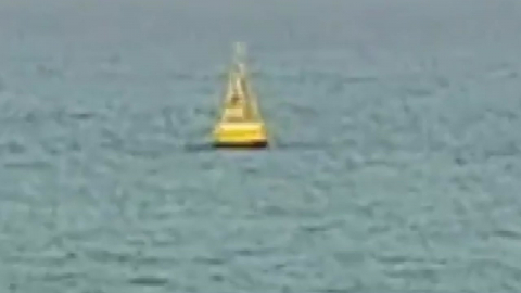 멈춰선 호르무즈 해협…트럼프 "이란에 전력 유지"