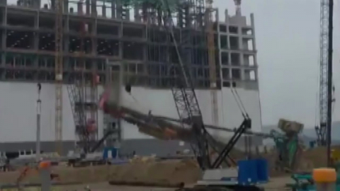 SK하이닉스 공사 현장 항타기 전도…"안전수칙 지켰나 조사해야"