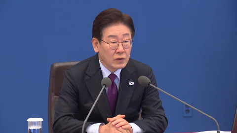 "선원·선박 귀환, 가장 시급…외교 역량 총동원"