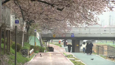 [날씨] 비 대부분 그쳤지만, 예년보다 쌀쌀…옷차림 유의