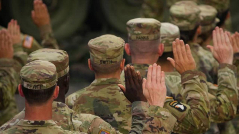 중동 전쟁 속 \'자동 징병 등록\' 추진…美 청년들 긴장