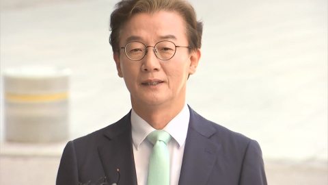 \'통일교 금품 의혹\' 전재수 불기소…"까르띠에 수수 의심, 시효 지나"