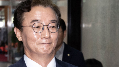 홀가분해진 전재수 "오롯이 일만"…국힘 "정권이 꽃길, 이게 조작기소"