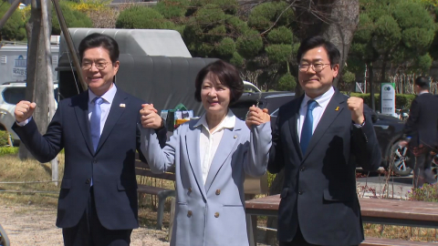 손잡은 수도권 3인방…강원도 간 정청래 "파란 바람 분다"